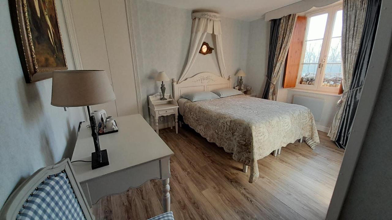 B&B Manoir De La Fabregues เอสตัง ภายนอก รูปภาพ