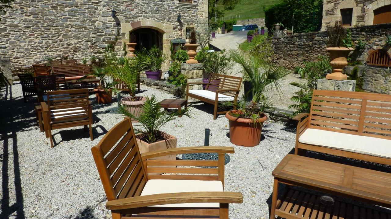 B&B Manoir De La Fabregues เอสตัง ภายนอก รูปภาพ